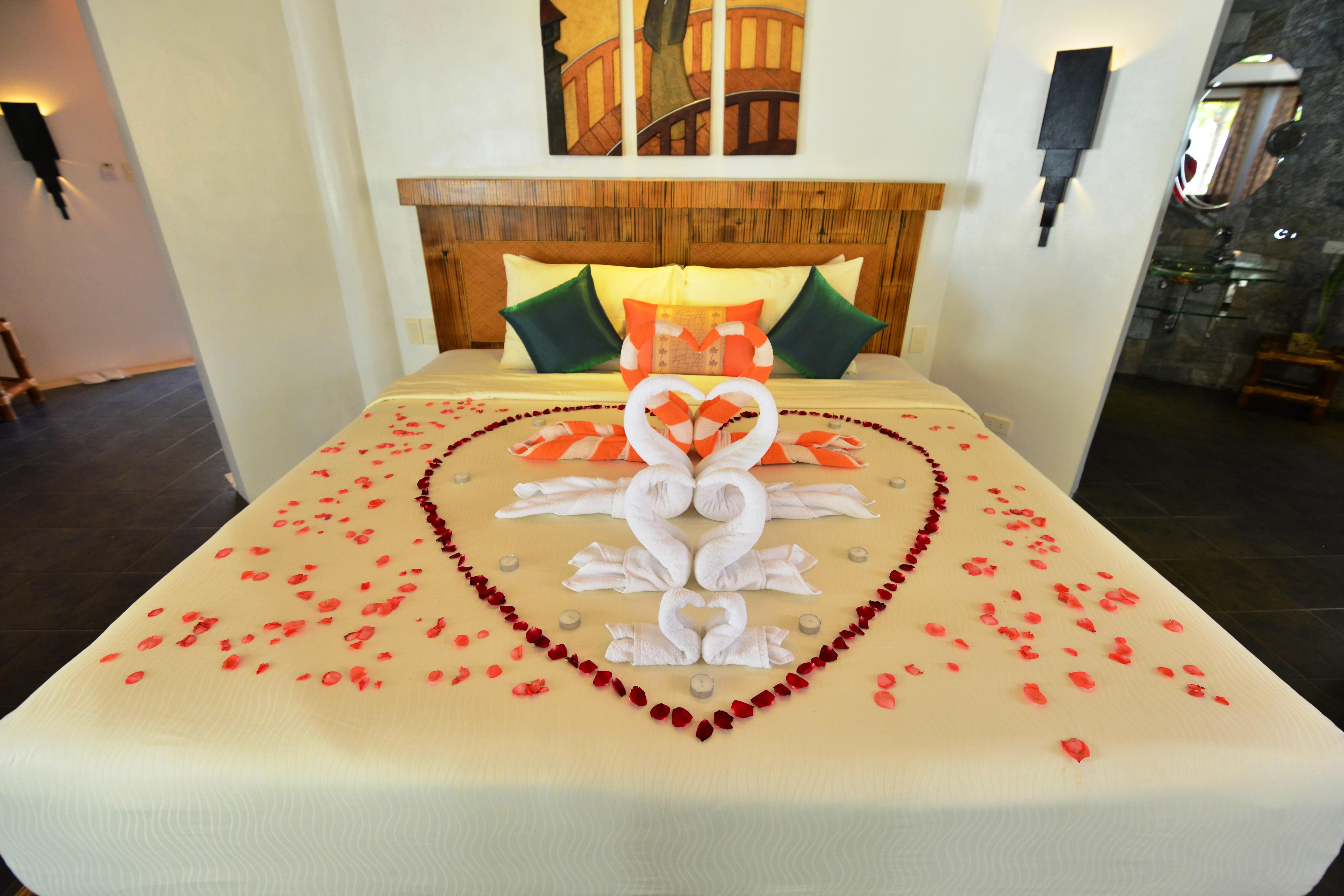 Ambassador In Paradise Balabag  Esterno foto Honeymoon Suite